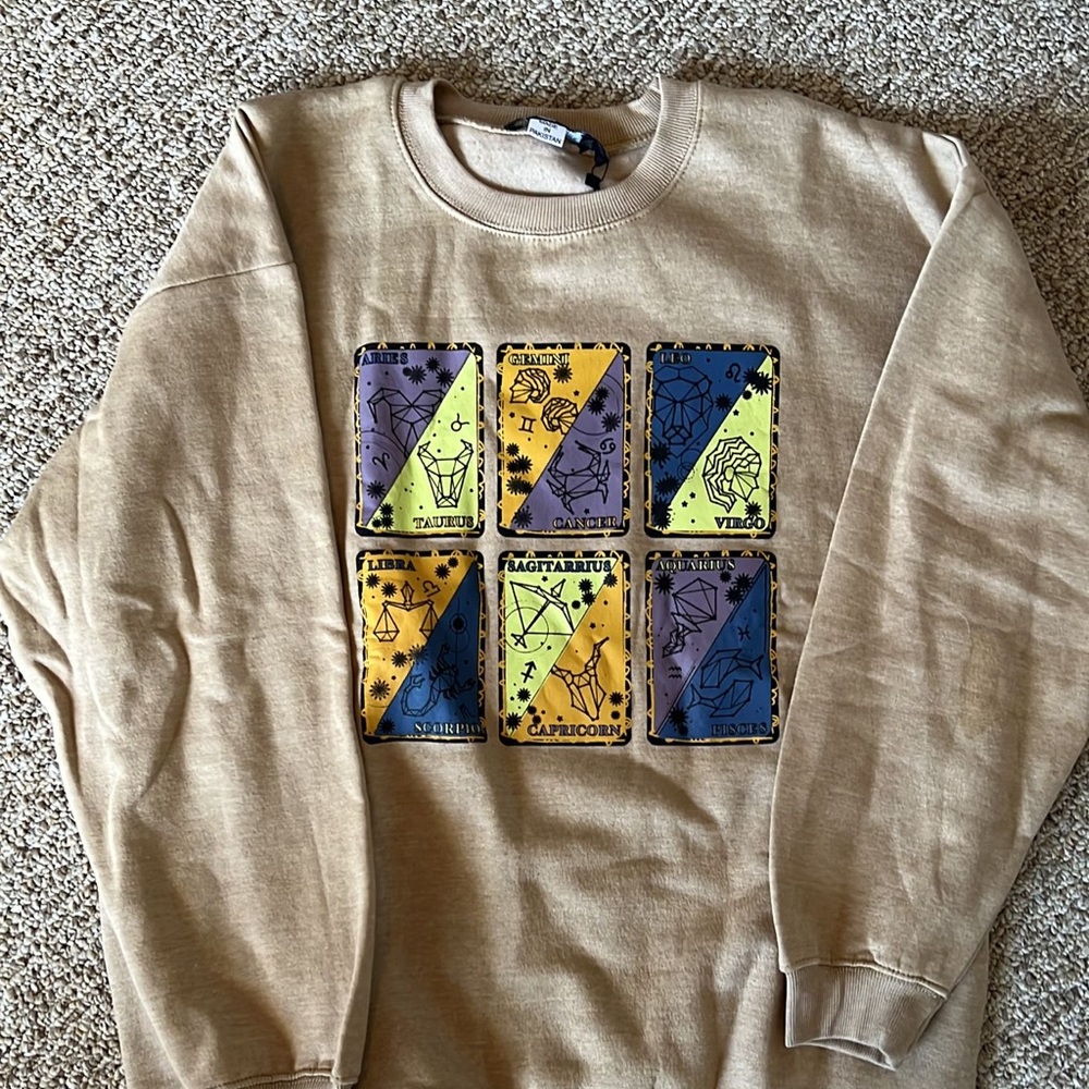 Daisy Street Astrology Crewneck